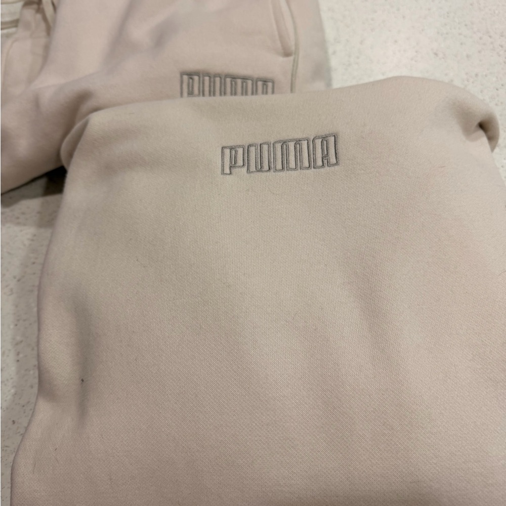 PUMA Cream Hoodie & sweats set M